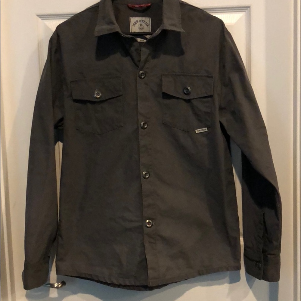 Huckberry Gray shirt / lightweight jacket